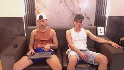 Aroon   online show from 04/09/26, 04:12