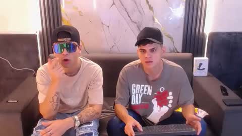 Aroon   online show from 04/14/26, 03:56