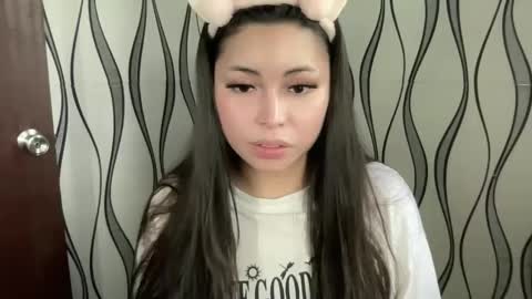 KATE MORE  online show from 02/22/25, 07:01