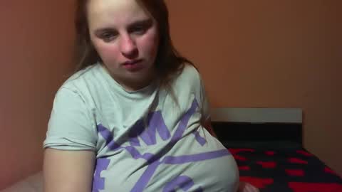 Snapshot of arriana98 chatting on 12/12/24, 03:32 Arriana online show from 12/12/24, 03:32