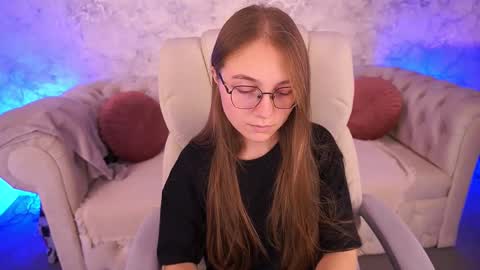 Snapshot of arrinawair chatting on 10/02/25, 02:13 arrinawair online show from 10/02/25, 02:13