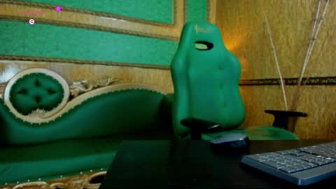    online show from 01/15/25, 04:00