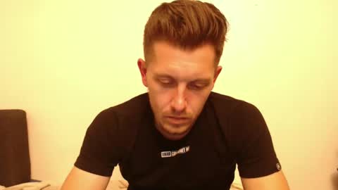 Snapshot of arromwilliam90 chatting on 12/09/24, 05:30 arromwilliam90 online show from 12/09/24, 05:30