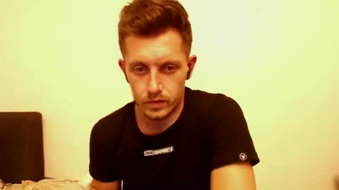 Snapshot of arromwilliam90 chatting on 12/10/24, 07:54 arromwilliam90 online show from 12/10/24, 07:54