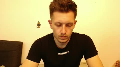 Snapshot of arromwilliam90 chatting on 02/02/25, 05:04 arromwilliam90 online show from 02/02/25, 05:04