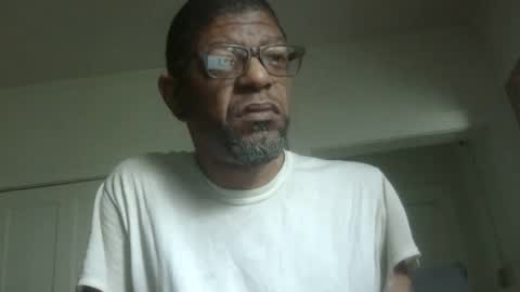 Snapshot of arteblazze chatting on 05/15/26, 12:12 Arteblazze not daddy boy bitch or nigga online show from 05/15/26, 12:12