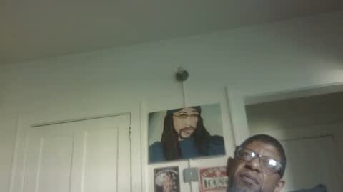 Snapshot of arteblazze chatting on 05/19/26, 03:29 Arteblazze not daddy boy bitch or nigga online show from 05/19/26, 03:29