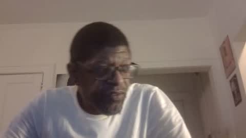 Snapshot of arteblazze chatting on 06/02/26, 02:24 Arteblazze not daddy boy bitch or nigga online show from 06/02/26, 02:24