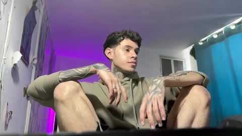   online show from 12/24/24, 10:55