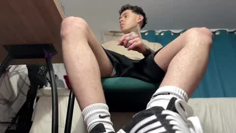   online show from 01/06/25, 10:46