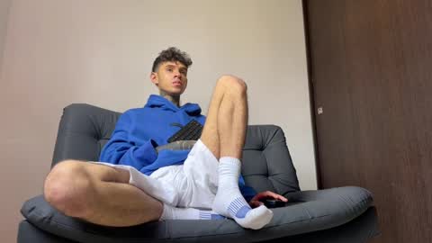   online show from 03/04/25, 03:15