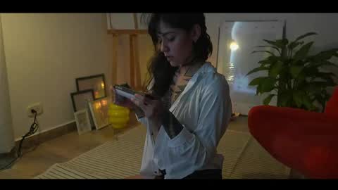 Snapshot of artgea chatting on 04/29/26, 09:54 Linda independent model artgeea online show from 04/29/26, 09:54