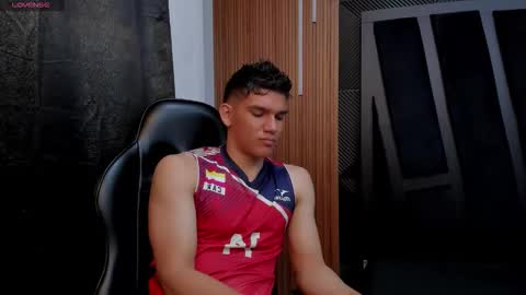 Snapshot of arthur_holland chatting on 09/08/25, 05:56 Arthur hollands online show from 09/08/25, 05:56