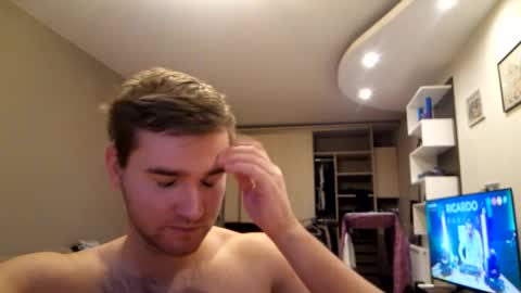 Snapshot of arthurbrums chatting on 11/02/25, 05:32 Arthur online show from 11/02/25, 05:32