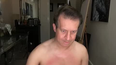 Snapshot of artisterotic chatting on 01/30/25, 07:39 artisterotic online show from 01/30/25, 07:39