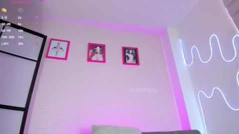 MIA OF artmiajoy online show from 03/19/26, 03:38