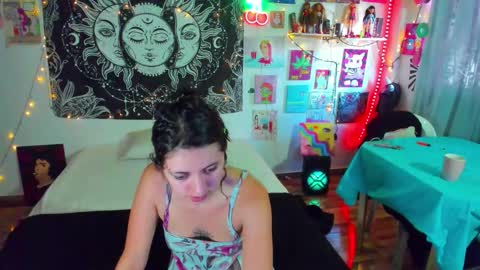 Isabella Cherry online show from 03/15/26, 10:05