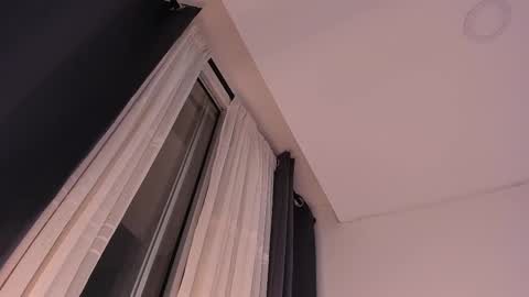 Snapshot of arturguy01 chatting on 03/05/25, 01:10 arturguy01 online show from 03/05/25, 01:10