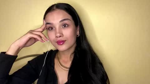 Snapshot of arvillahamner chatting on 02/01/26, 06:39 Amina online show from 02/01/26, 06:39