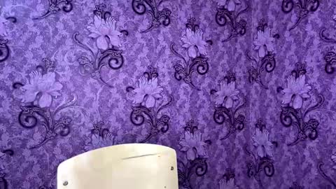 Snapshot of arvillahamner chatting on 02/18/26, 06:26 Amina online show from 02/18/26, 06:26