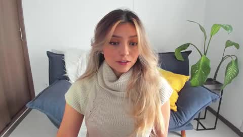 Snapshot of ary_cam230 chatting on 11/28/25, 09:06 Zahaara online show from 11/28/25, 09:06