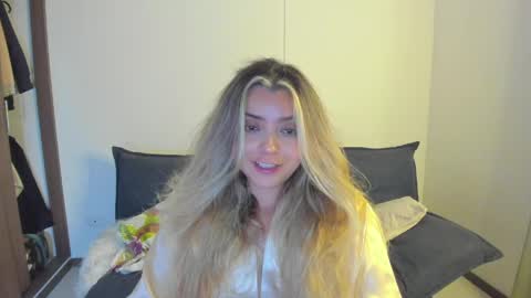 Zahaara online show from 05/16/26, 01:02