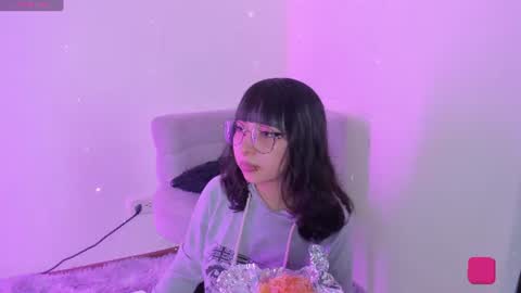 Snapshot of arya_line chatting on 06/11/26, 03:04 Arys online show from 06/11/26, 03:04