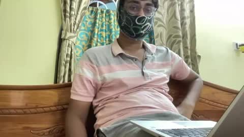 aryan_980763874 online show from 05/18/26, 04:07