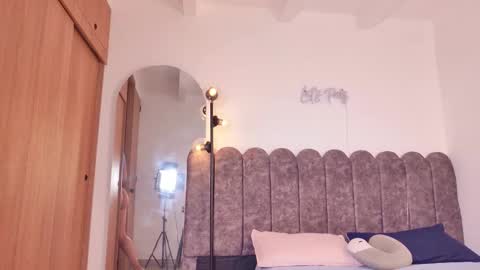 aryascollins online show from 01/14/26, 03:12