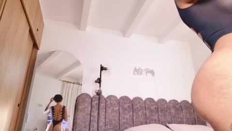 aryascollins online show from 04/10/26, 01:22