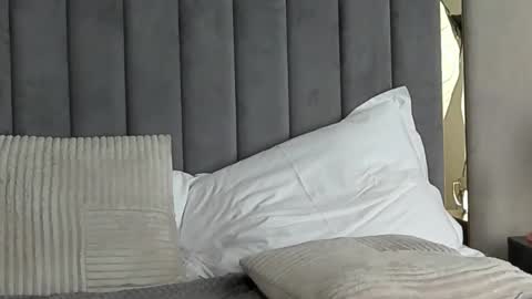 Snapshot of aryatessa chatting on 02/21/25, 08:40 AryaTessa online show from 02/21/25, 08:40