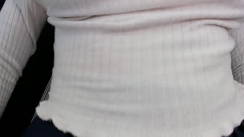 Snapshot of asami_san chatting on 12/18/24, 12:54 Asami online show from 12/18/24, 12:54