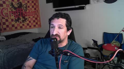 devilPup75 online show from 10/24/25, 08:05