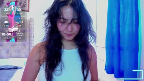 Saray online show from 09/17/25, 05:47