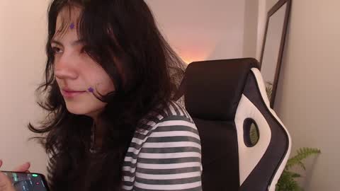 Saray online show from 04/12/26, 02:22