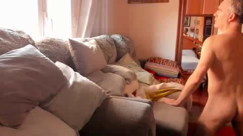 Troy online show from 03/09/25, 09:57