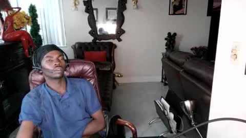 MrJ online show from 12/01/25, 10:15