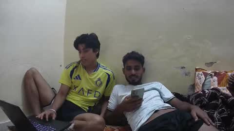 ash2730 online show from 10/09/25, 06:39