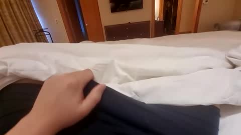 ash795179 online show from 04/19/26, 03:50