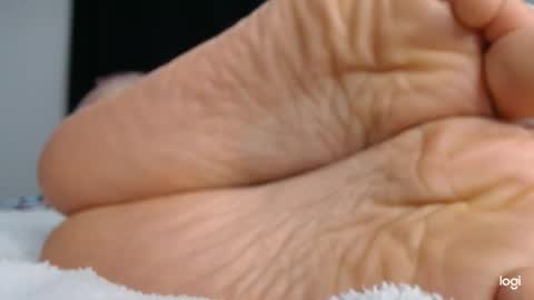 Snapshot of ash_nicefeet chatting on 02/17/25, 06:31 ashley online show from 02/17/25, 06:31