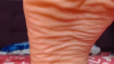 Snapshot of ash_nicefeet chatting on 09/28/25, 02:39 ashley online show from 09/28/25, 02:39