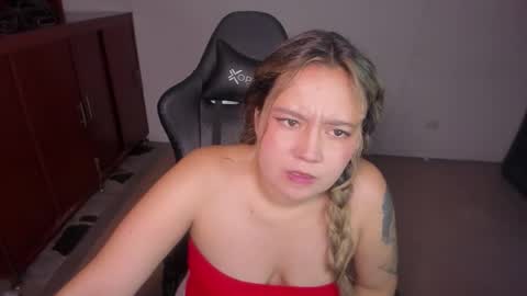 Snapshot of ash_smith1 chatting on 09/26/25, 11:20 ash_smith1 online show from 09/26/25, 11:20