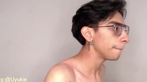 Ash online show from 11/03/25, 09:27