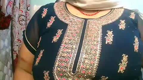 Snapshot of asha3388 chatting on 12/19/25, 02:57 SONI online show from 12/19/25, 02:57