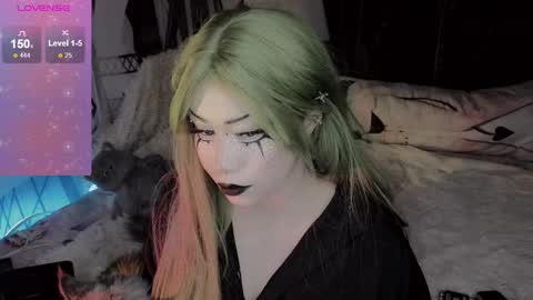 Sasha next stream December 4st  at  0000- 0030 am German time online show from 02/17/25, 12:10