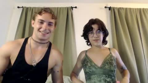 Snapshot of ashandsylvia chatting on 07/21/26, 02:25 Ash And Sylvia online show from 07/21/26, 02:25