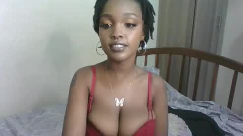 Snapshot of ashanti_reign chatting on 09/28/25, 04:12 ashanti_reign online show from 09/28/25, 04:12
