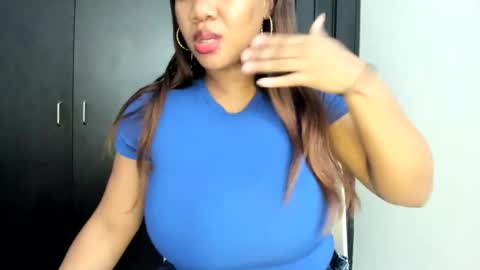 ashanty_1012 online show from 01/18/25, 09:02