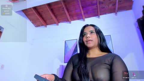 Snapshot of ashasinclair chatting on 12/14/25, 07:58 Asha online show from 12/14/25, 07:58