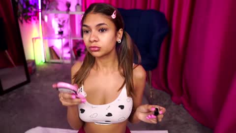 Snapshot of ashayuva chatting on 01/06/25, 09:00 Asha online show from 01/06/25, 09:00